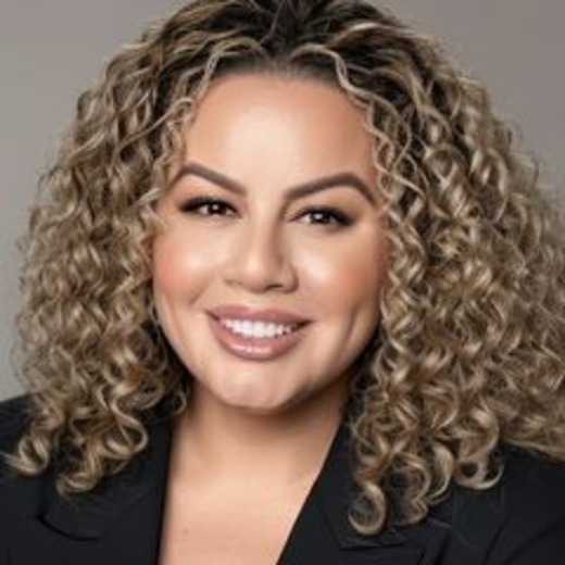 Allison  Ulloa-Cuington